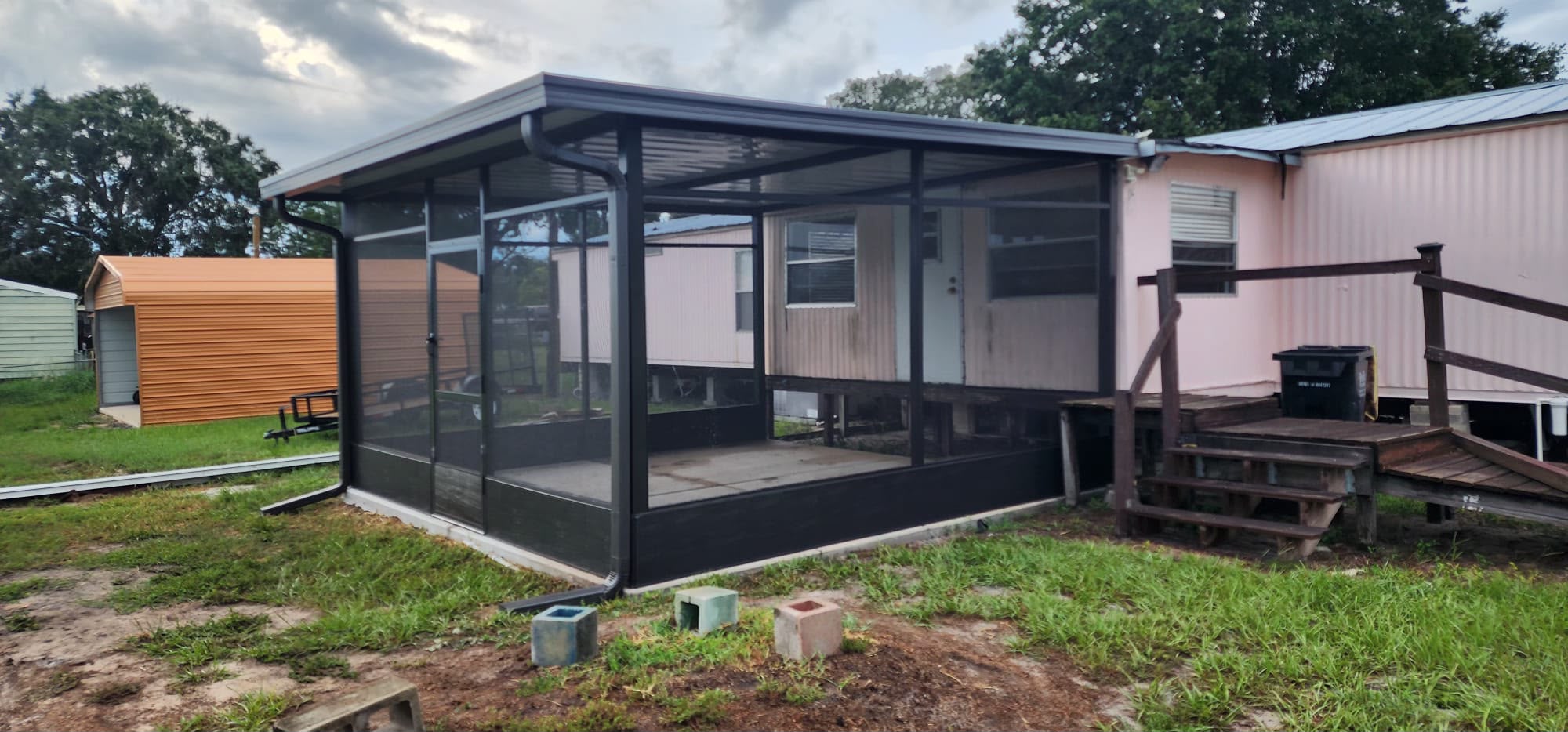 Screen room build